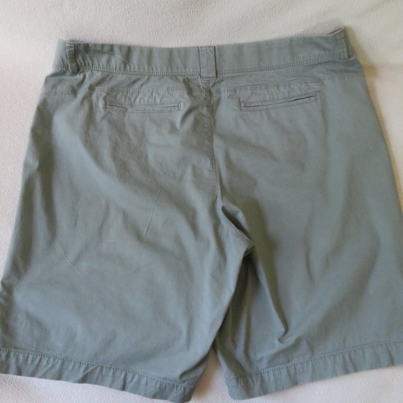 Olive Green Cotton Shorts - Picture 3 of 3
